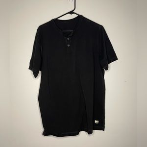 Vuori Henley Black Mens Large Short Sleeve